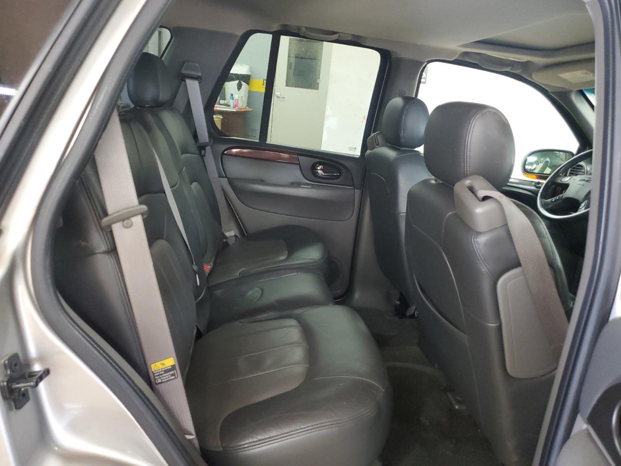 1gkdt13s132173602 1GKDT13S132173602 2003 GMC Envoy