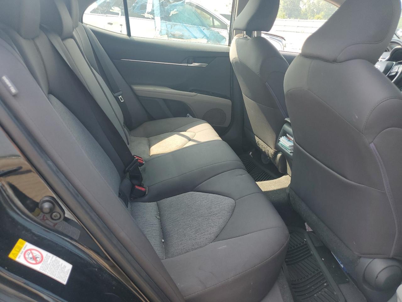 2018 Toyota Camry L VIN: JTNB11HK8J3017268 Lot: 64760415