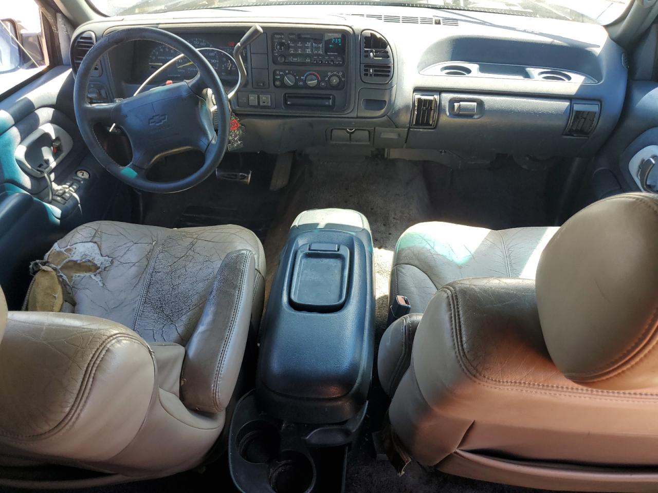1996 Chevrolet Tahoe K1500 VIN: 1GNEK13R8TJ345220 Lot: 64741305