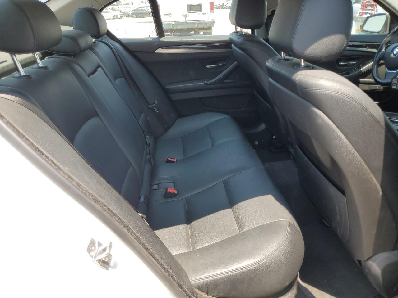 2015 BMW 528 I VIN: WBA5A5C54FD513225 Lot: 64302645