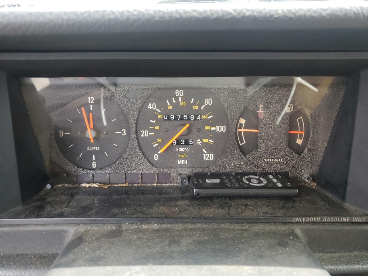 1993 Volvo 240 VIN: YV1AW8809P1948899 Lot: 62819625