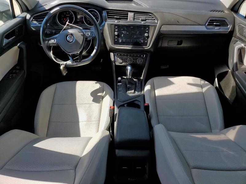  VOLKSWAGEN TIGUAN 2019 Серебристый