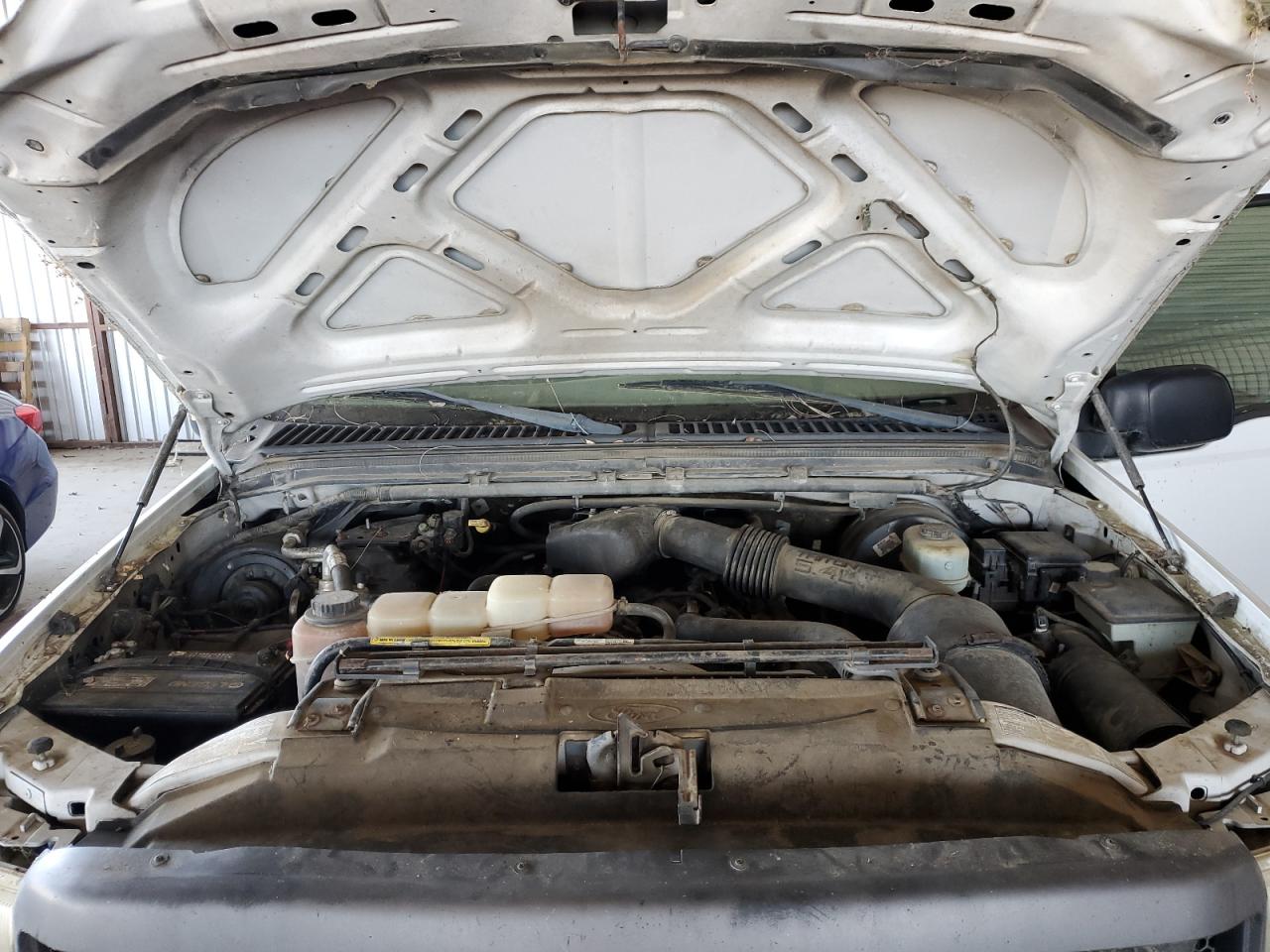 2000 Ford F250 Super Duty VIN: 1FTNF20L8YEA44160 Lot: 63943415