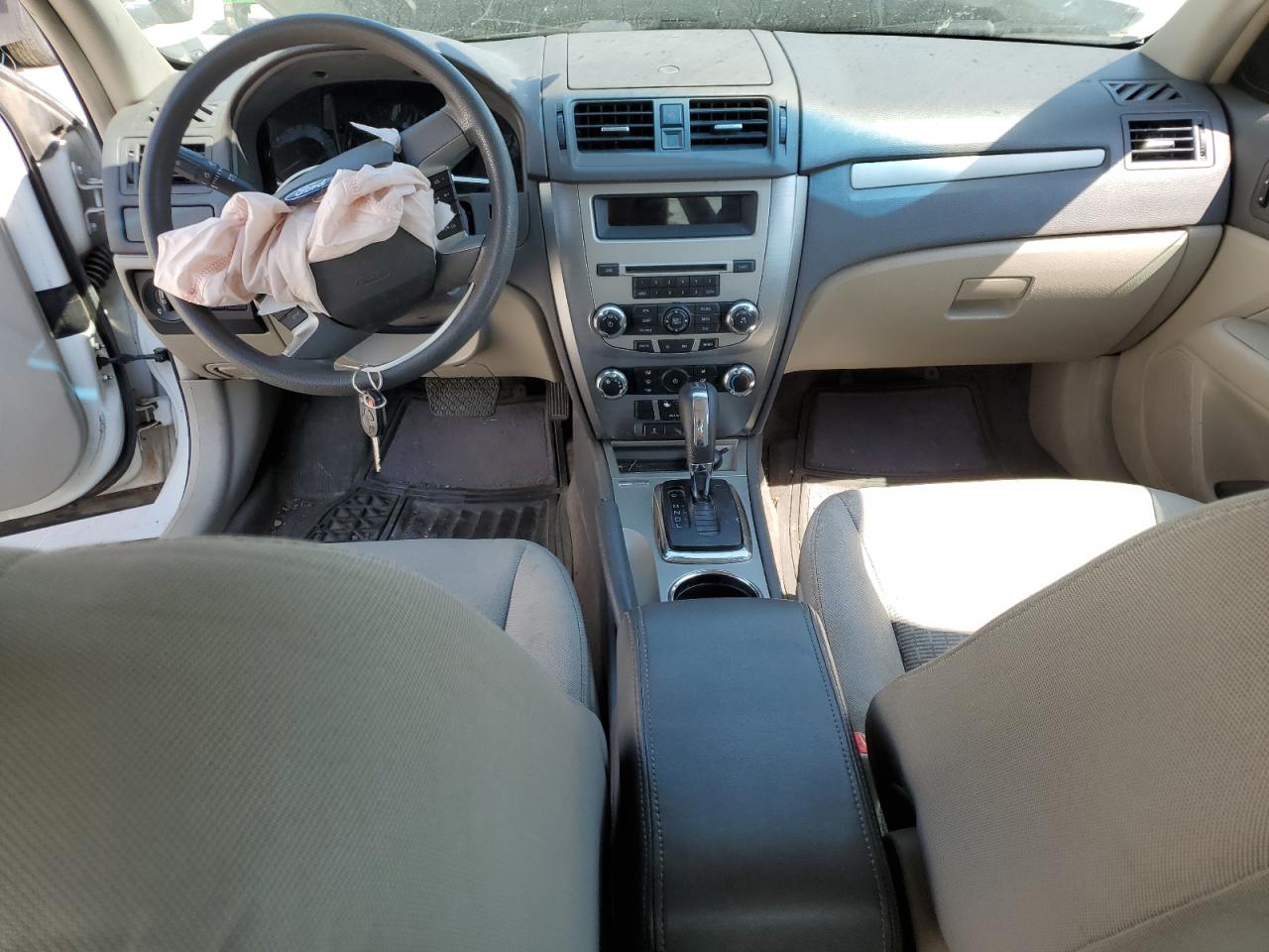 2010 Ford Fusion Se VIN: 3FAHP0HA2AR403142 Lot: 65184365