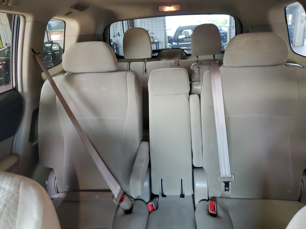2010 Toyota Highlander VIN: 5TDBK3EH2AS028805 Lot: 64726375