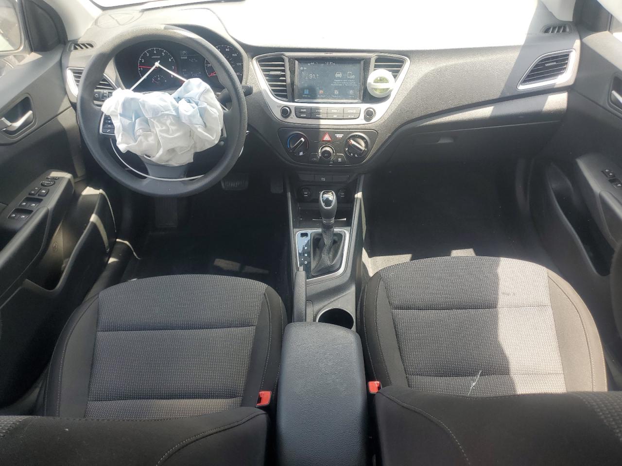2020 Hyundai Accent Se VIN: 3KPC24A61LE104512 Lot: 62487605