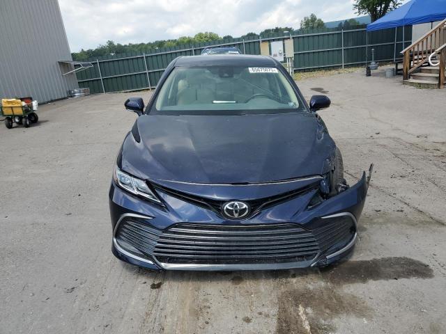  TOYOTA CAMRY 2021 Granatowy
