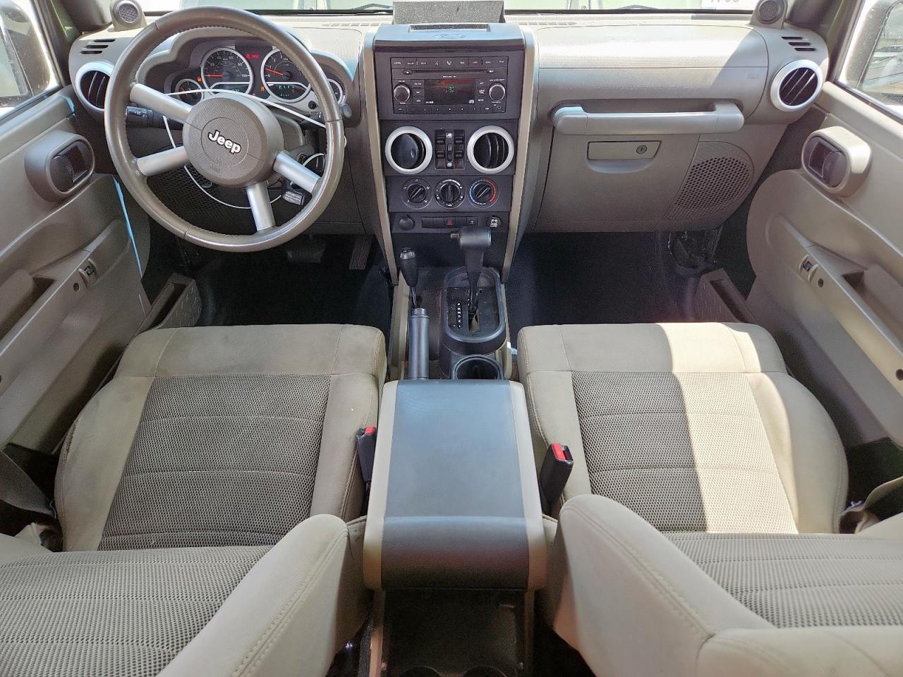 2008 Jeep Wrangler Unlimited Sahara VIN: 1J4GA59148L608970 Lot: 64433495