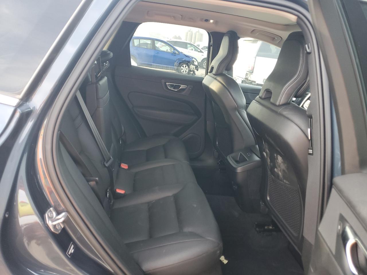 2021 Volvo Xc60 T5 Momentum VIN: YV4102RK4M1695407 Lot: 64324915