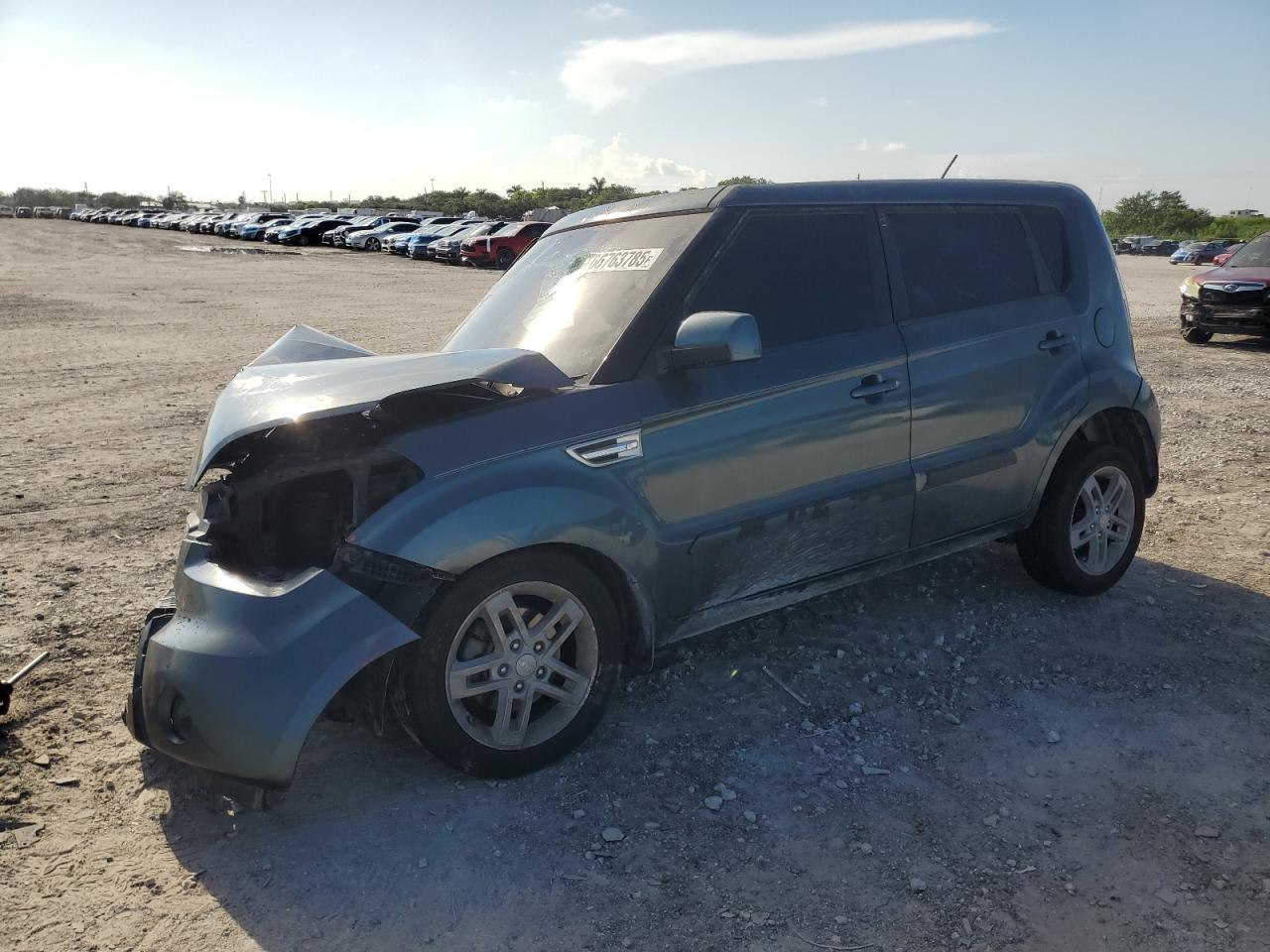 2011 Kia Soul + VIN: KNDJT2A22B7217843 Lot: 66763785