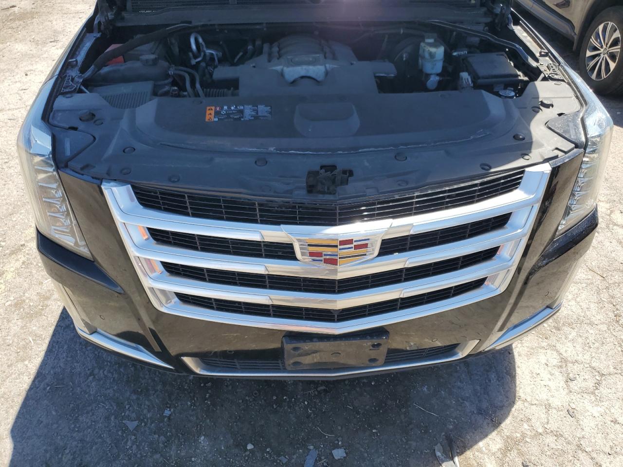 2019 Cadillac Escalade Esv Luxury VIN: 1GYS3HKJ7KR147221 Lot: 63877685
