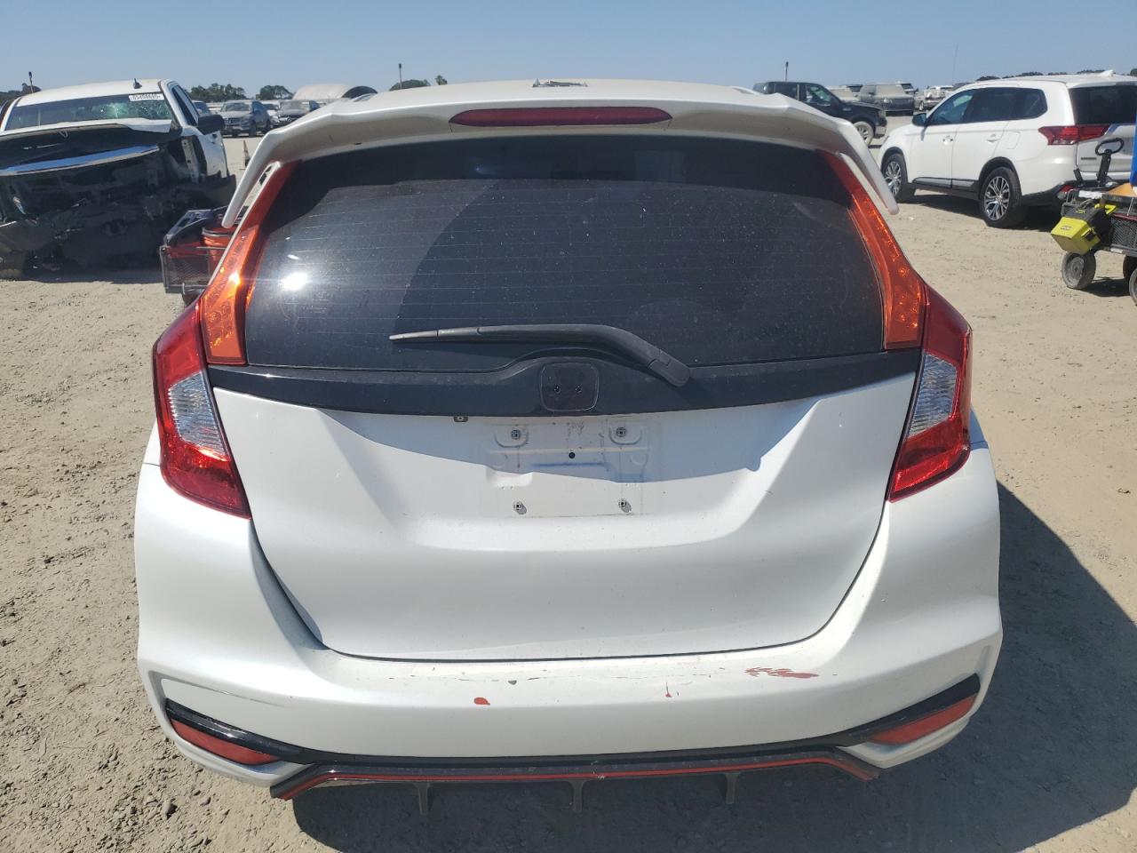 2015 Honda Fit Lx VIN: 3HGGK5G59FM738930 Lot: 65272435