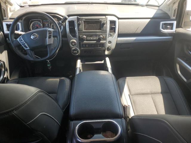  NISSAN TITAN 2019 Biały