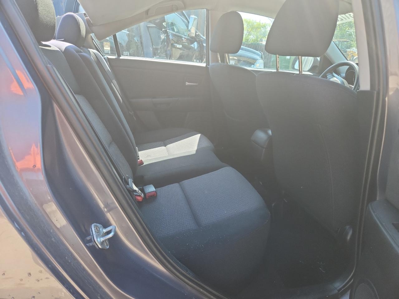 2007 Mazda 3 I VIN: JM1BK32F571625813 Lot: 63317205