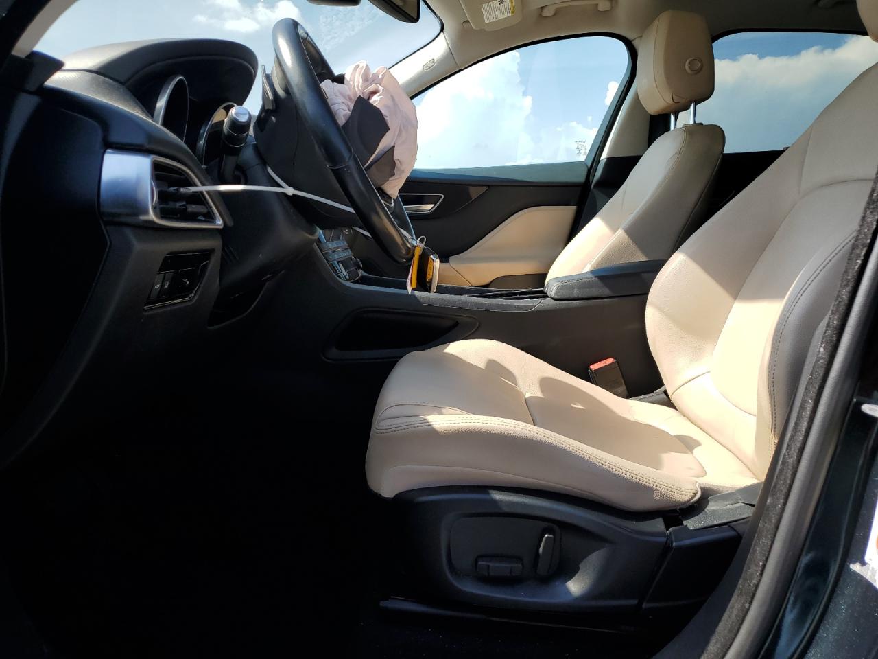 2018 Jaguar F-Pace Premium VIN: SADCJ2FX5JA270755 Lot: 65735975