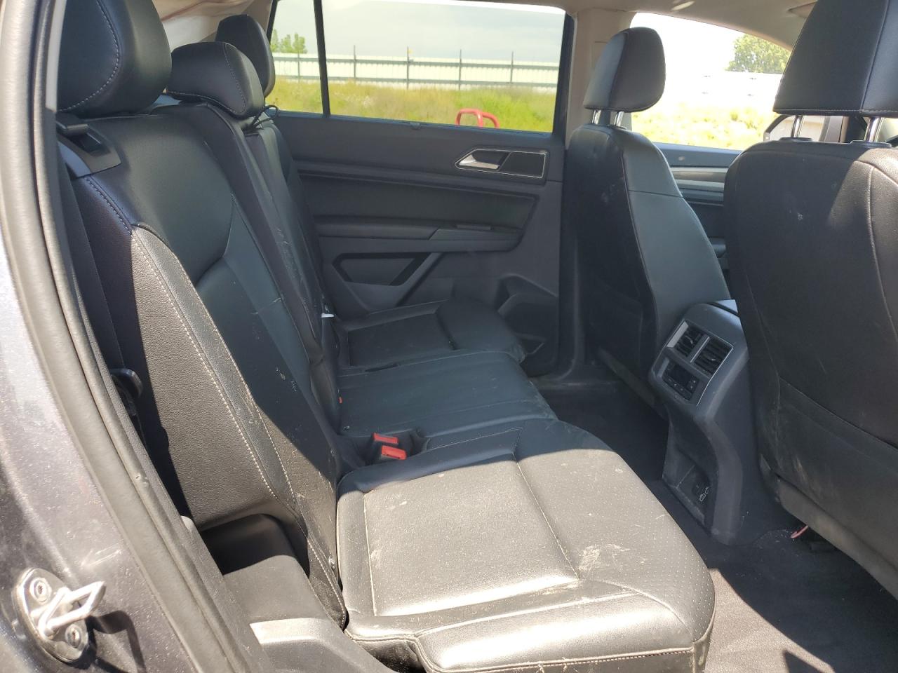 1v2ur2ca6kc607169 1V2UR2CA6KC607169 2019 Volkswagen Atlas Se