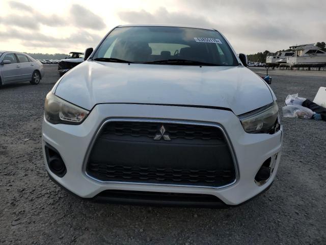  MITSUBISHI OUTLANDER 2015 Белы