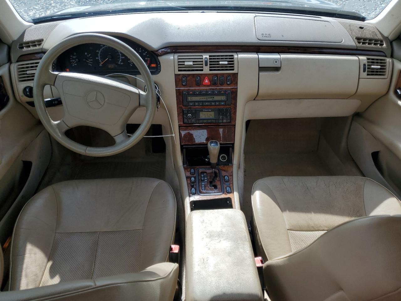 1999 Mercedes-Benz E 320 VIN: WDBJF65H0XA856437 Lot: 63395445