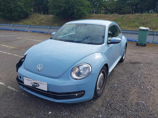 VOLKSWAGEN BEETLE DES 2012