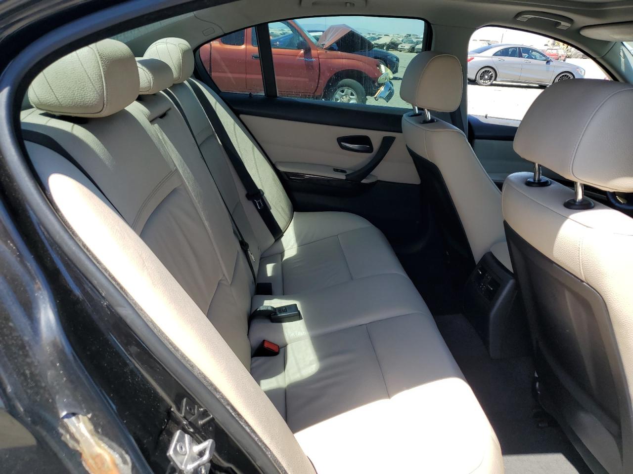 wbaph7g57anm48075 WBAPH7G57ANM48075 2010 BMW 328 I