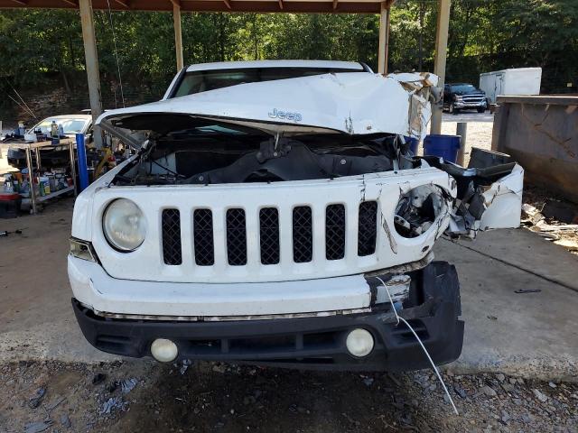 JEEP PATRIOT 2016 Белы