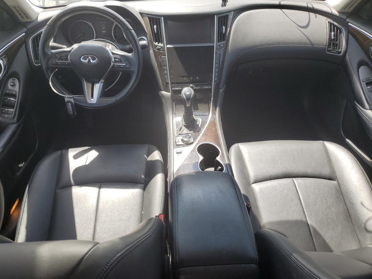 2019 Infiniti Q50 Luxe VIN: JN1EV7AP7KM516284 Lot: 61647345
