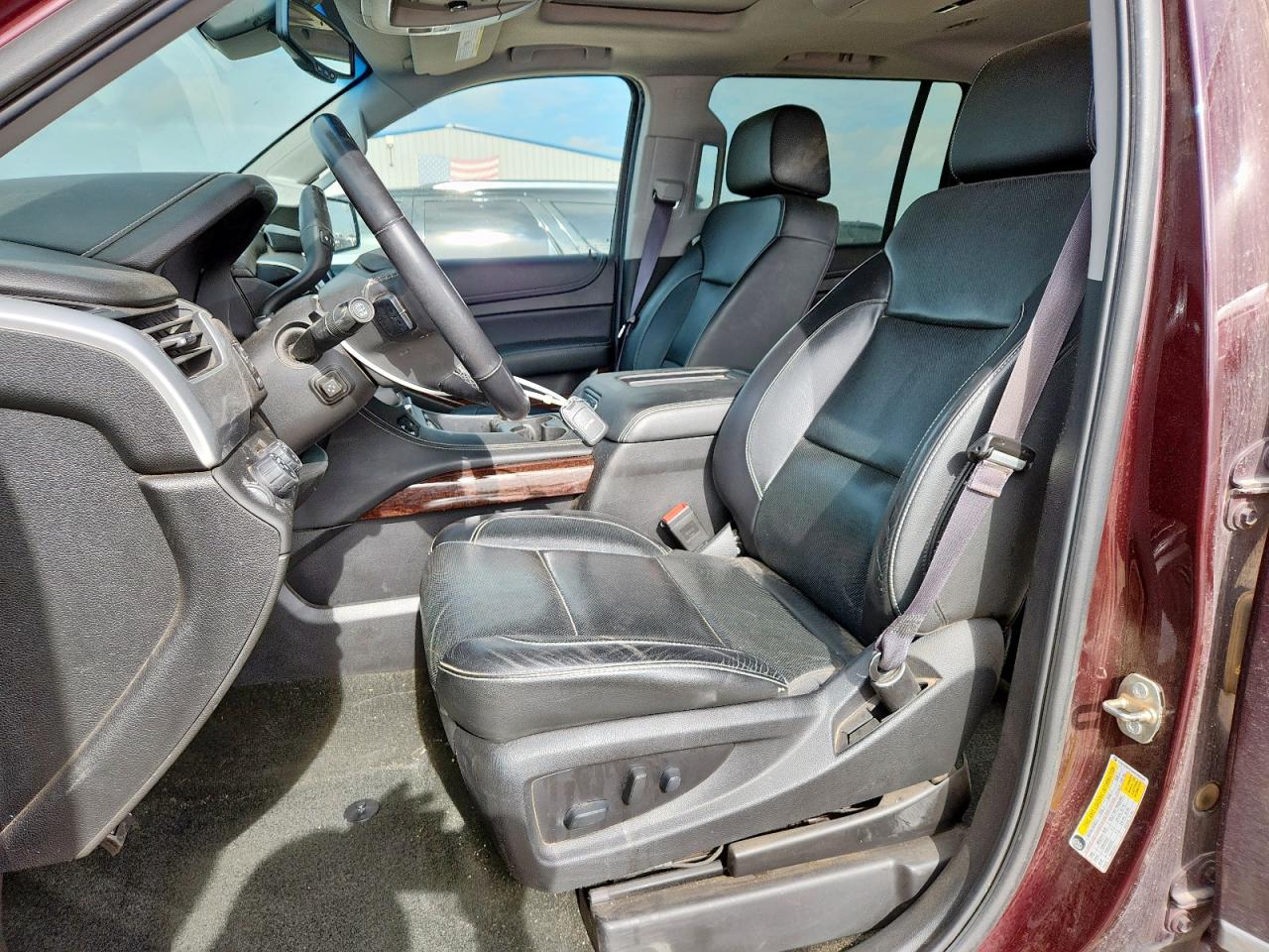 2017 GMC Yukon Xl K1500 Slt VIN: 1GKS2GKC5HR296292 Lot: 63103305