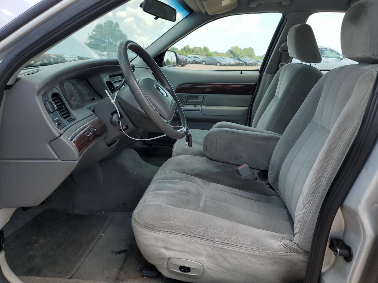 2003 Mercury Grand Marquis Gs VIN: 2MEFM74W13X600682 Lot: 62879645