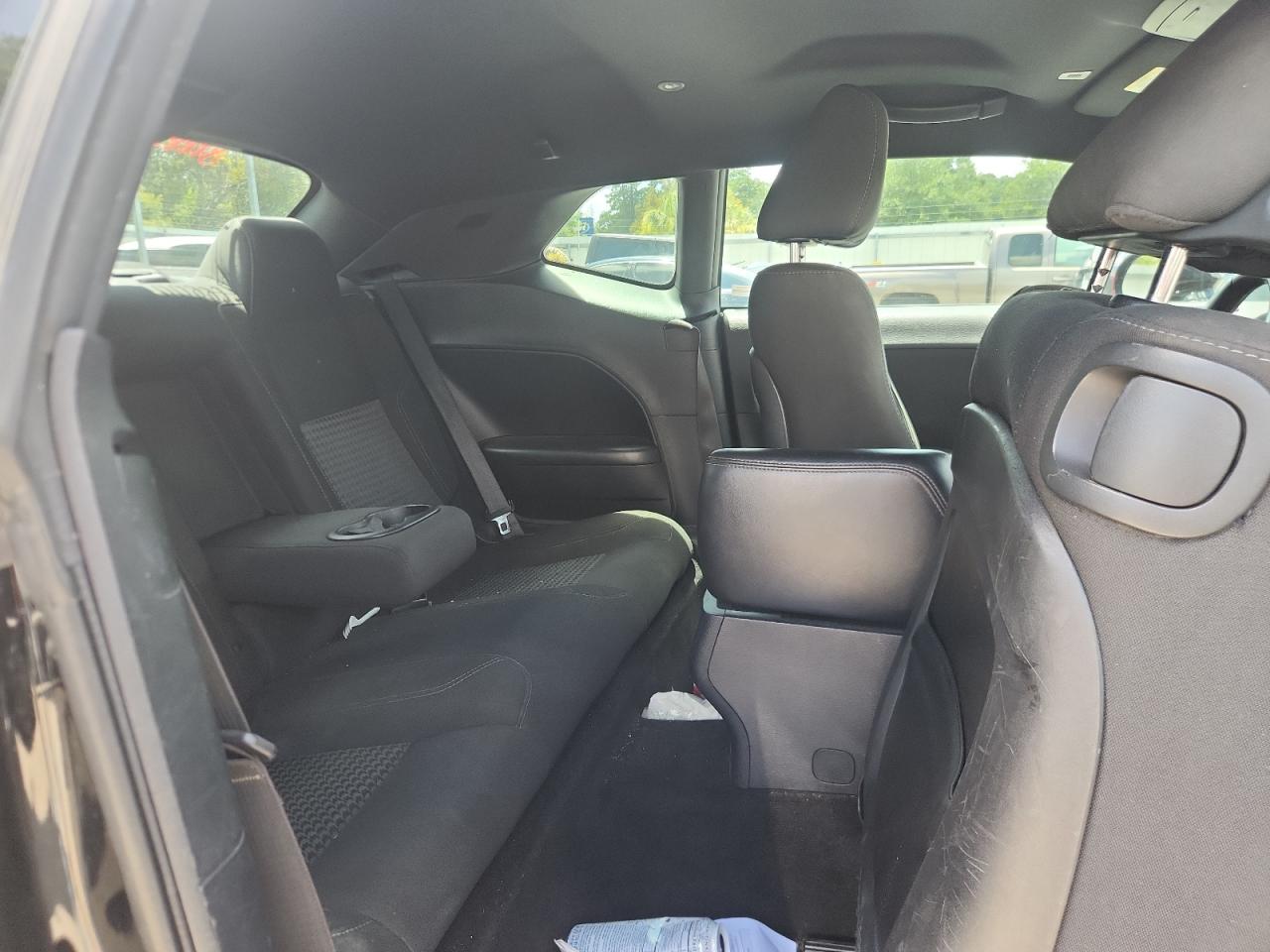 2018 Dodge Challenger Sxt VIN: 2C3CDZAG6JH123935 Lot: 64887525