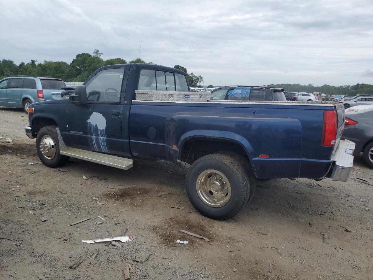 1989 GMC Sierra C2500 VIN: 1GDGC24K3KE540988 Lot: 65189895