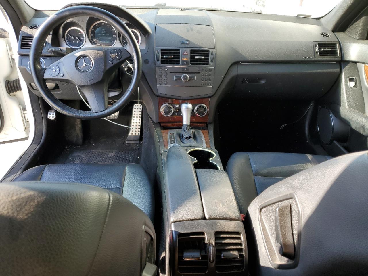2010 Mercedes-Benz C 300 VIN: WDDGF5EB4AR102554 Lot: 63084775