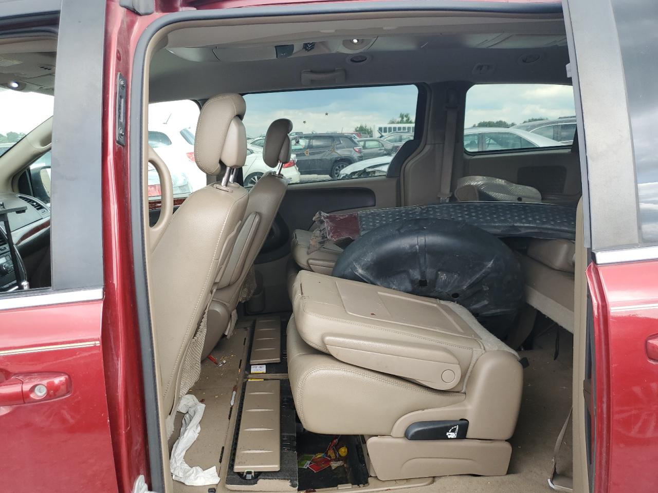 2016 Chrysler Town & Country Touring VIN: 2C4RC1BGXGR260257 Lot: 64042615
