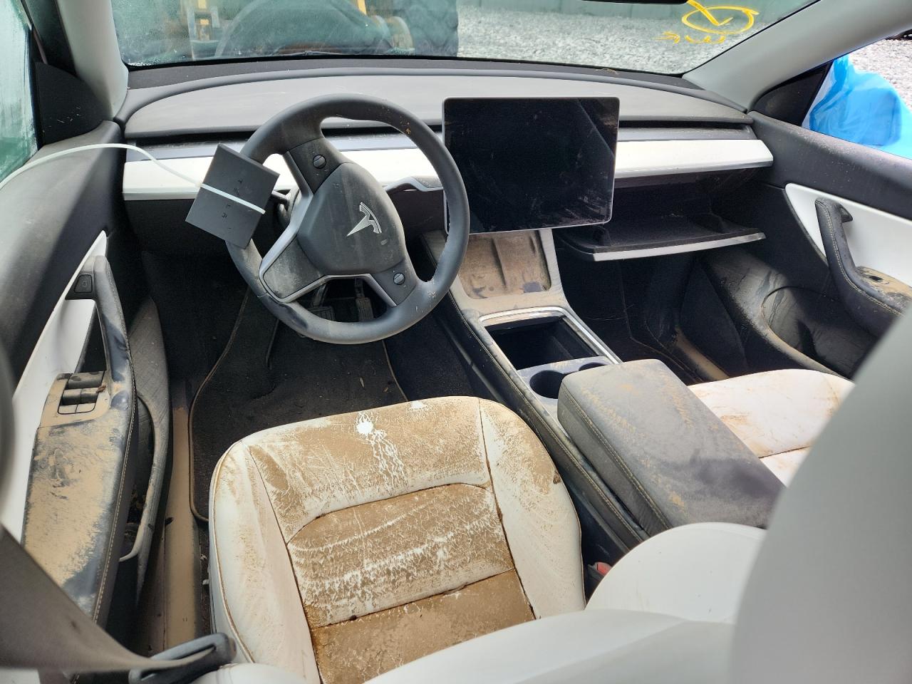 2022 Tesla Model Y VIN: 7SAYGDEE5NF395315 Lot: 64172075