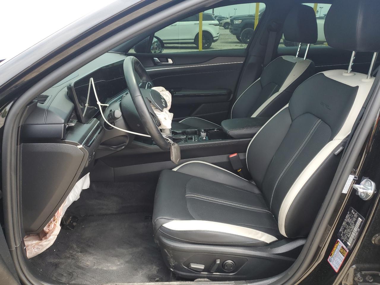 2025 Kia K5 Gt Line VIN: KNAG64J75S5281277 Lot: 66822515