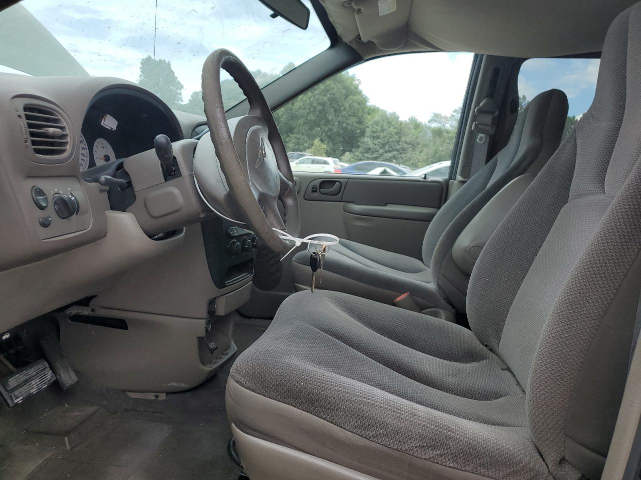 2002 Chrysler Voyager VIN: 1C4GJ25372B608504 Lot: 65255235