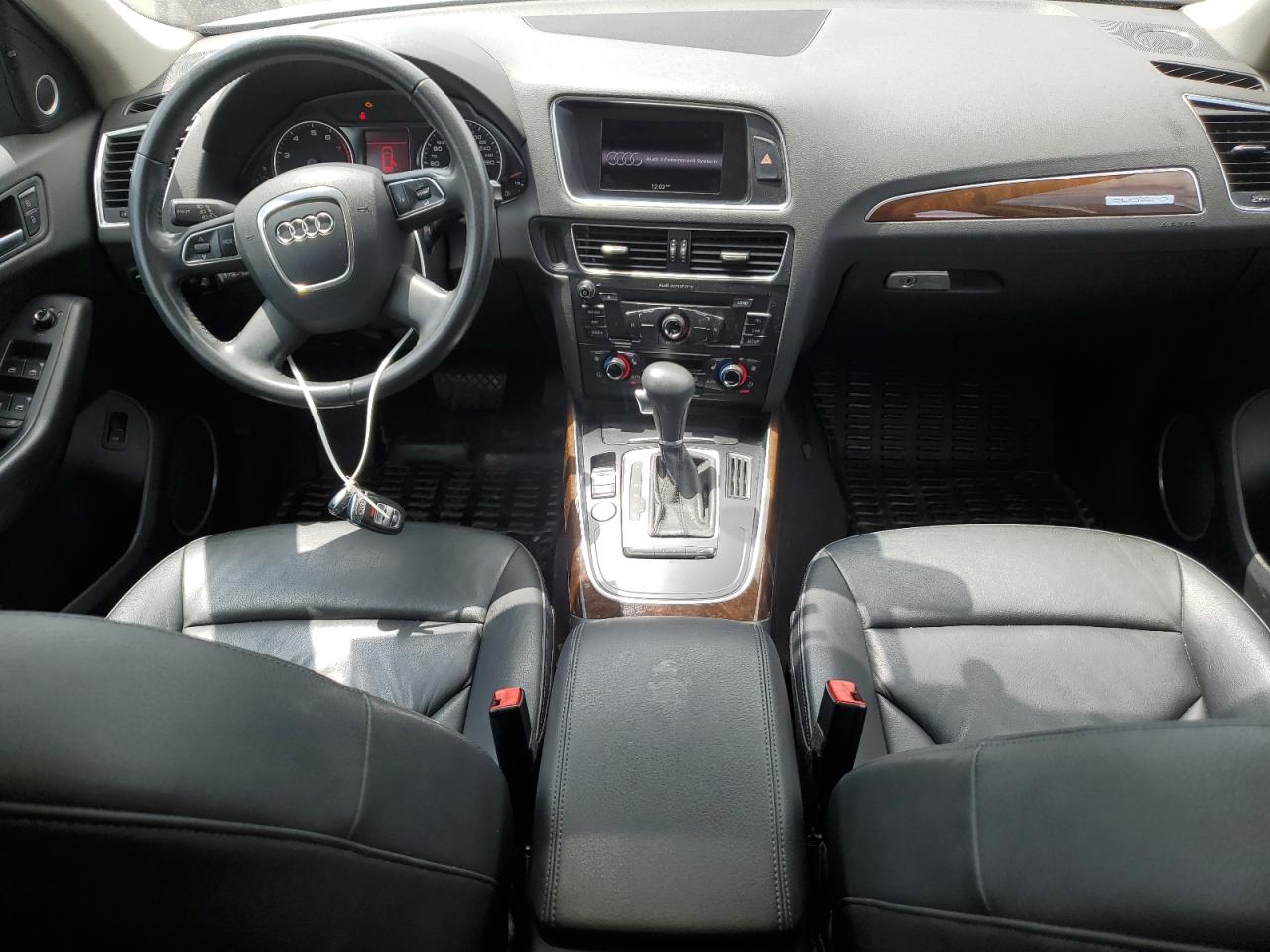2010 Audi Q5 Premium Plus VIN: WA1LKCFP2AA095583 Lot: 62878225
