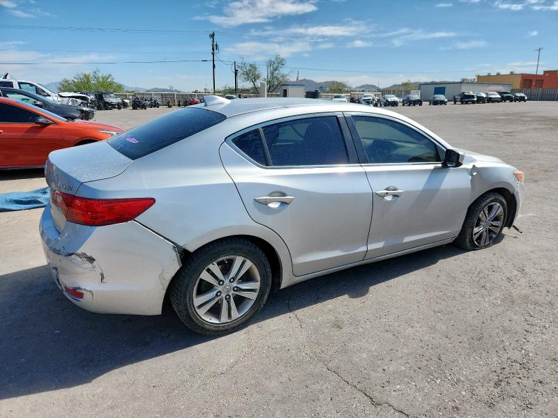  ACURA ILX 2013 Srebrny