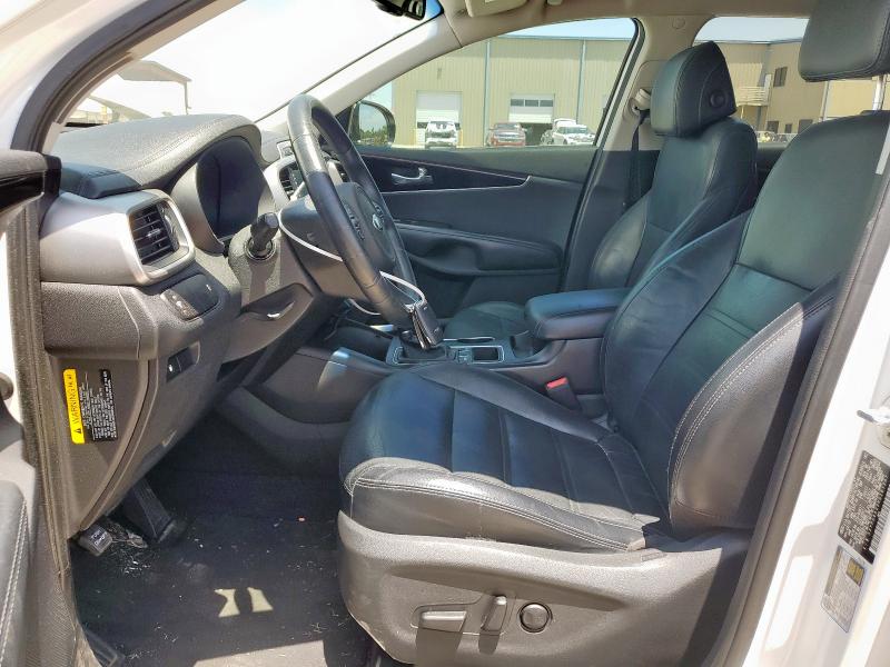  KIA SORENTO 2017 White