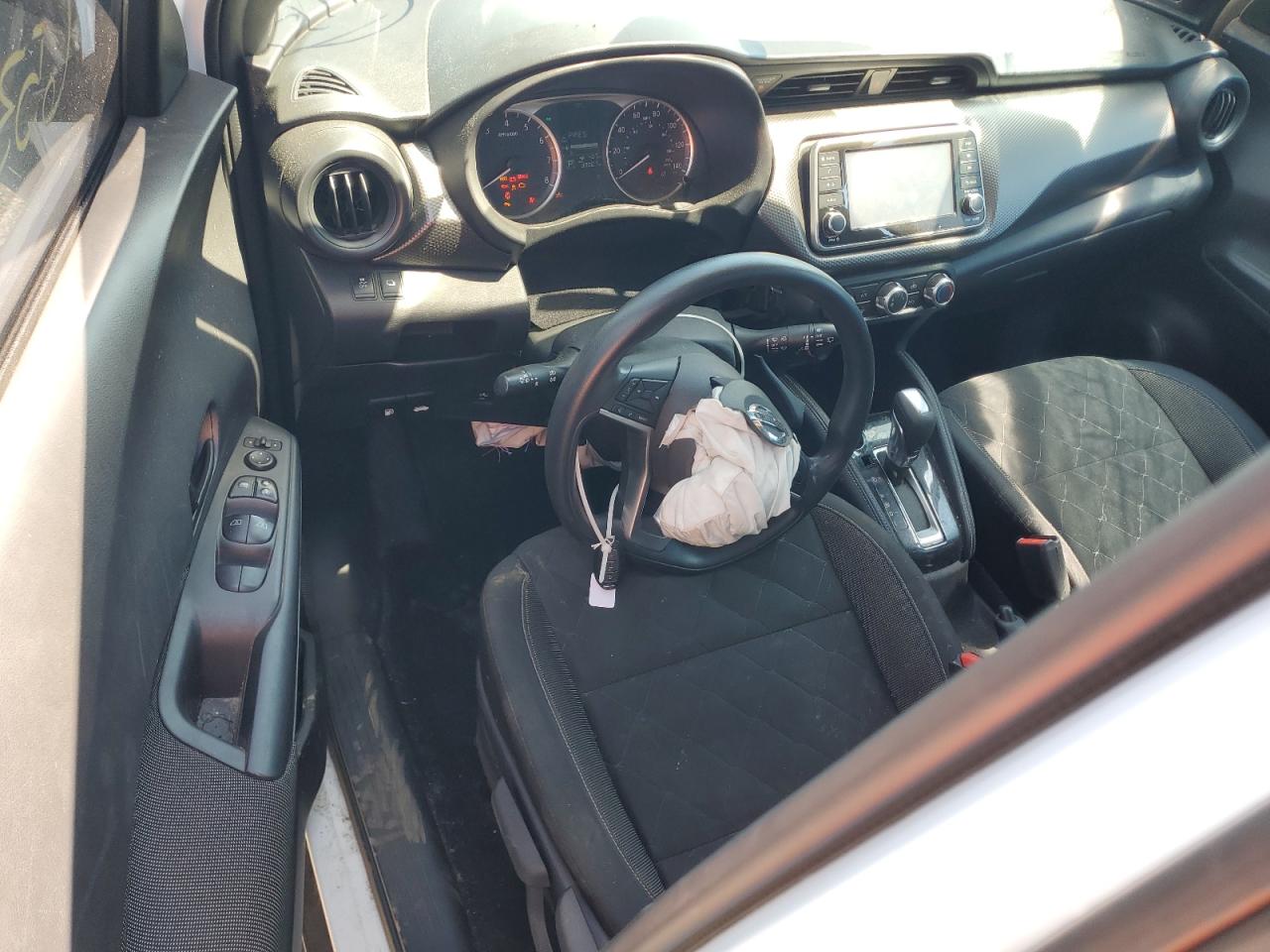 2019 Nissan Kicks S VIN: 3N1CP5CU1KL543466 Lot: 65321095