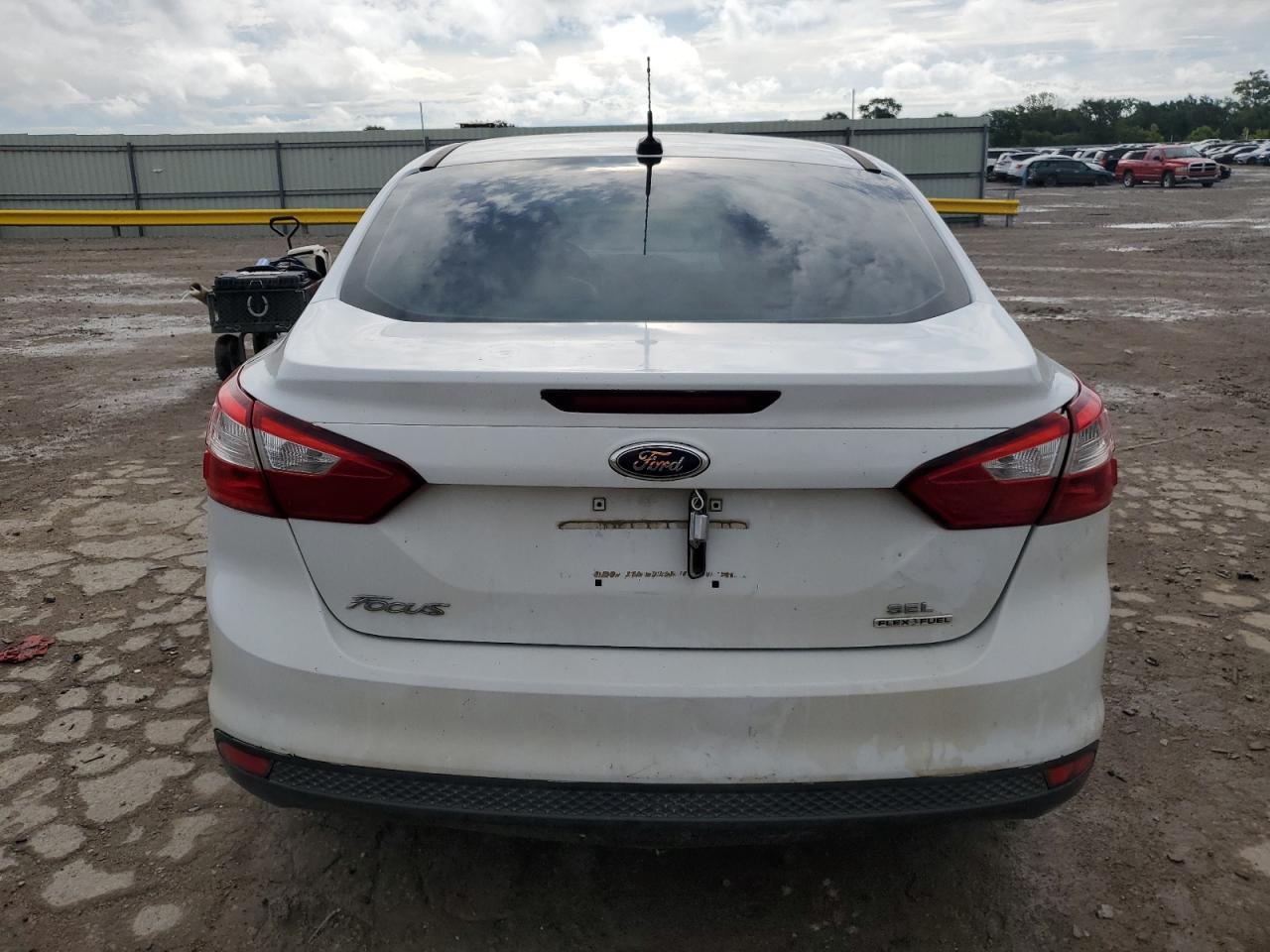 2012 Ford Focus Sel VIN: 1FAHP3H2XCL449927 Lot: 65803235