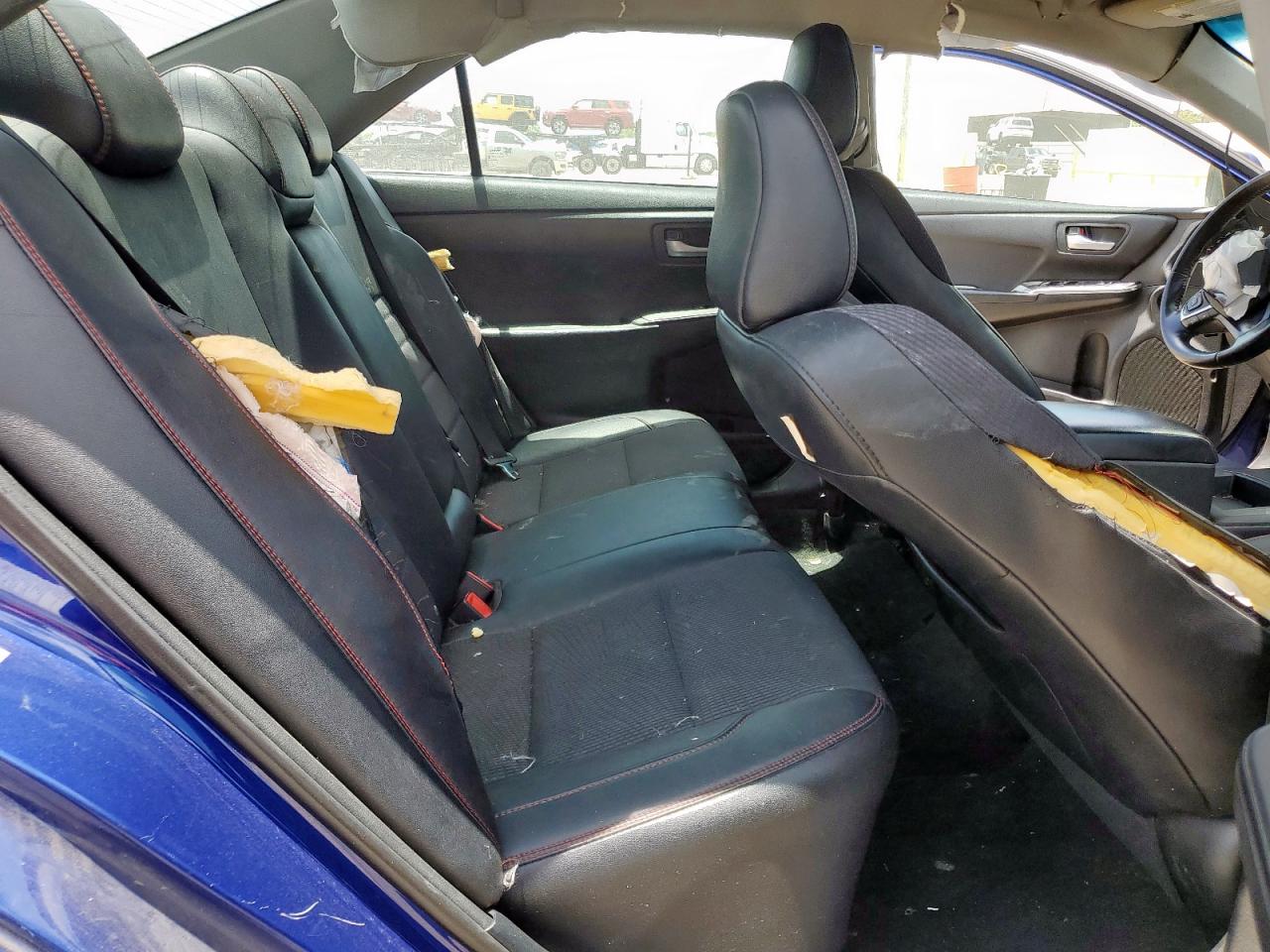 2016 Toyota Camry Le VIN: 4T1BF1FK5GU514611 Lot: 65753005