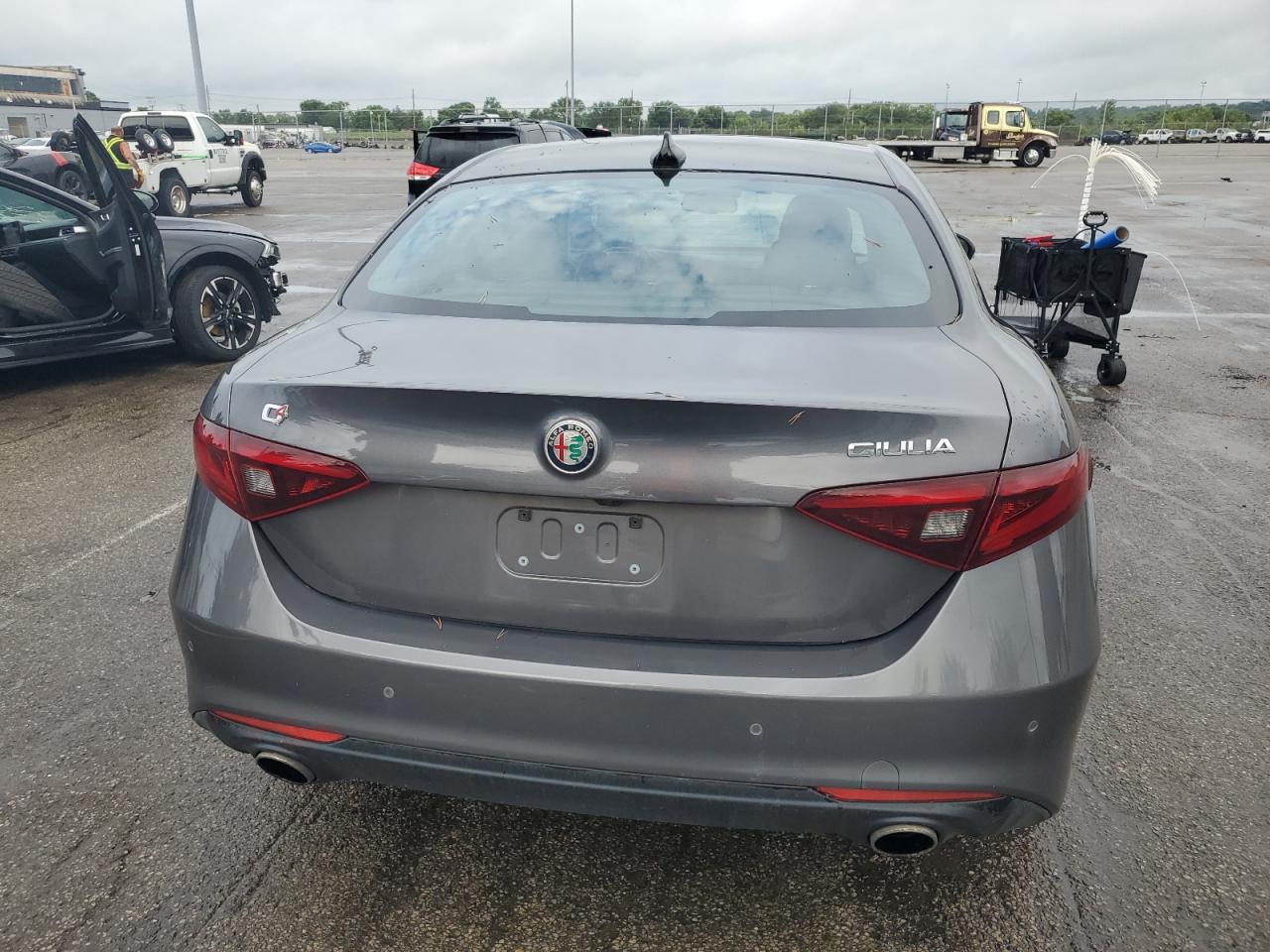 zarfaedn8h7546578 ZARFAEDN8H7546578 2017 Alfa Romeo Giulia Q4