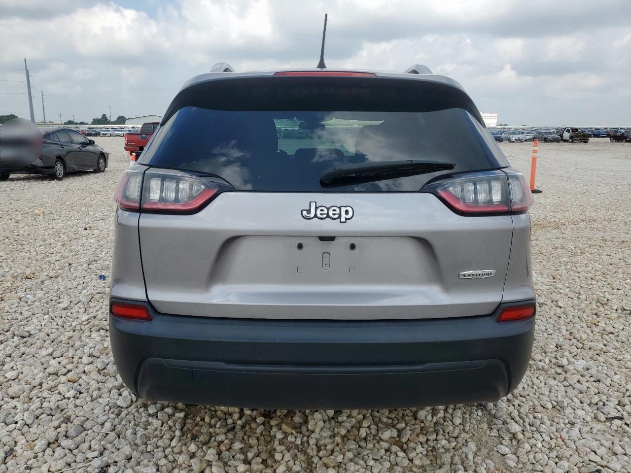 2019 Jeep Cherokee Latitude VIN: 1C4PJLCB3KD164896 Lot: 64172205