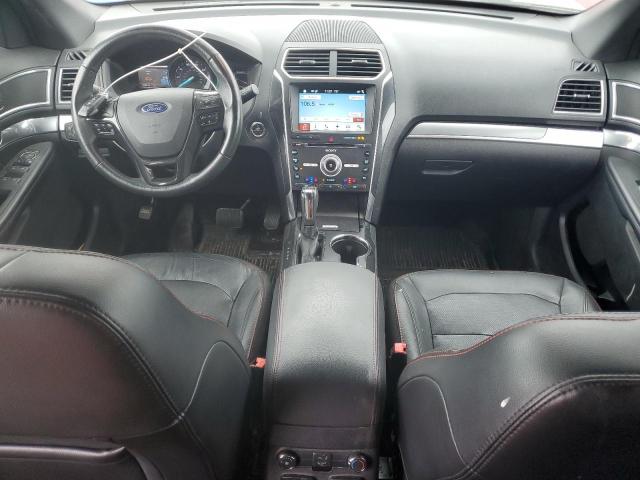 Parquets FORD EXPLORER 2017 Czerwony