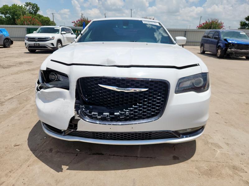  CHRYSLER 300 2019 White