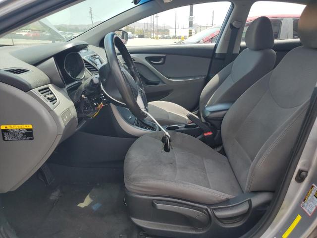  HYUNDAI ELANTRA 2016 Серебристый