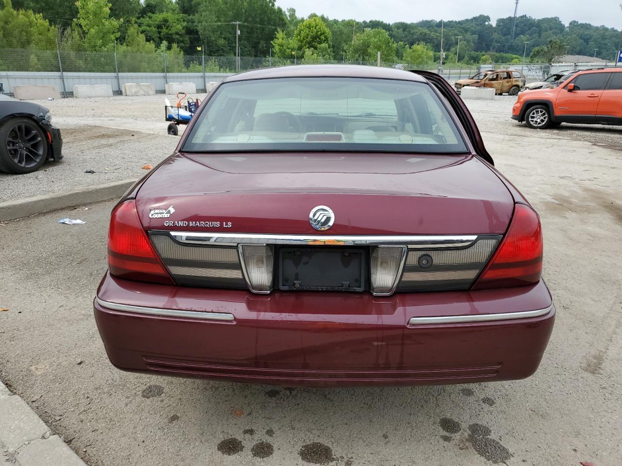 2010 Mercury Grand Marquis Ls VIN: 2MEBM7FV6AX605554 Lot: 63633135
