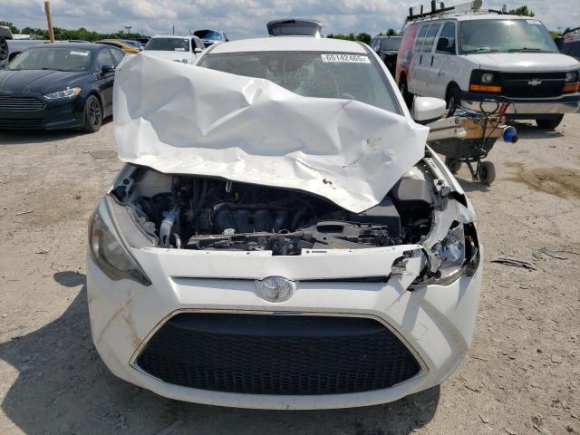  TOYOTA YARIS 2019 Biały