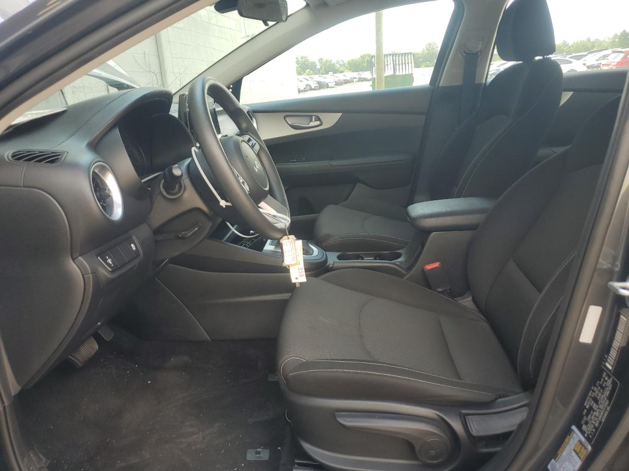 2023 Kia Forte Lx VIN: 3KPF24AD8PE573940 Lot: 64591835