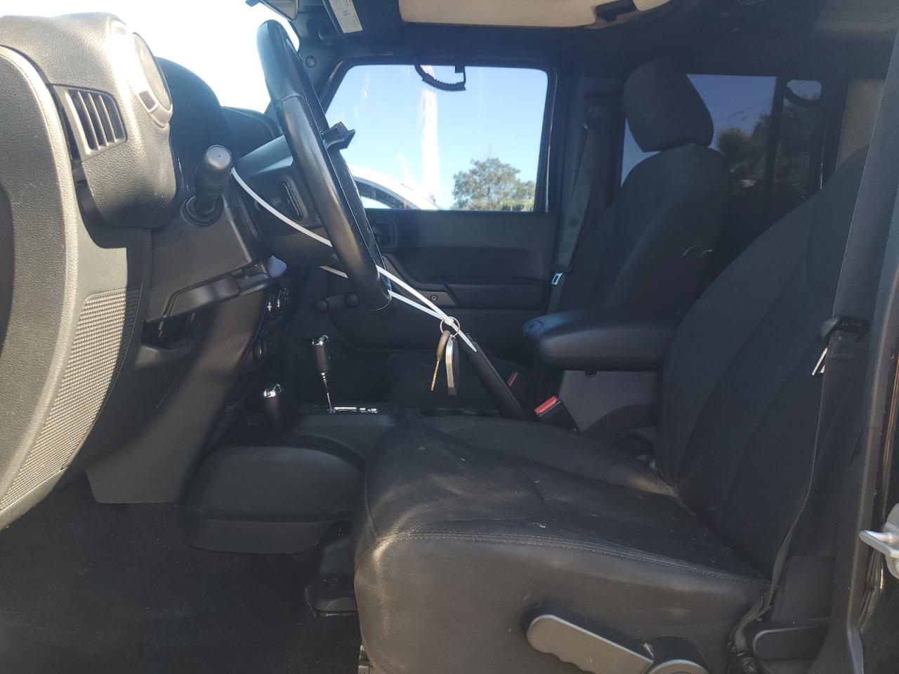 1c4bjwdg4jl805015 1C4BJWDG4JL805015 2018 Jeep Wrangler Unlimited Sport